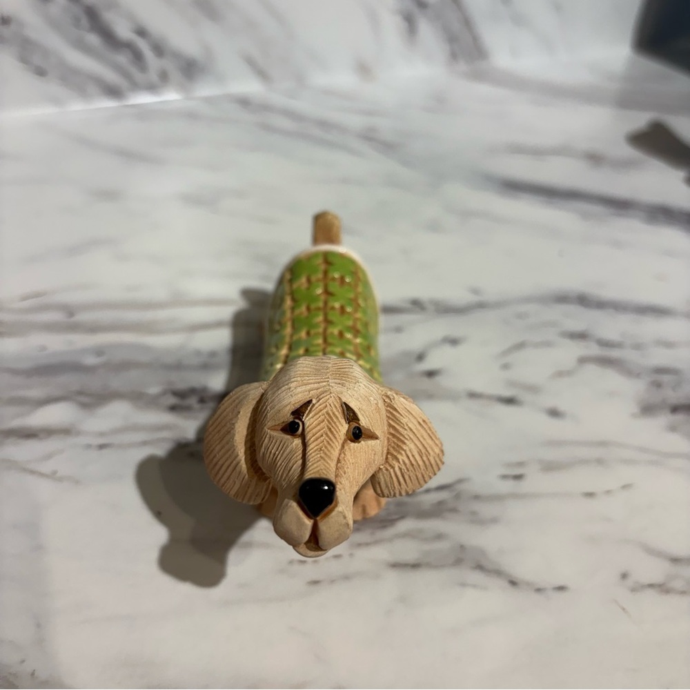 Vintage Artesania Rinconada Dachshund puppy dog Uruguay Hand Carved Figurine